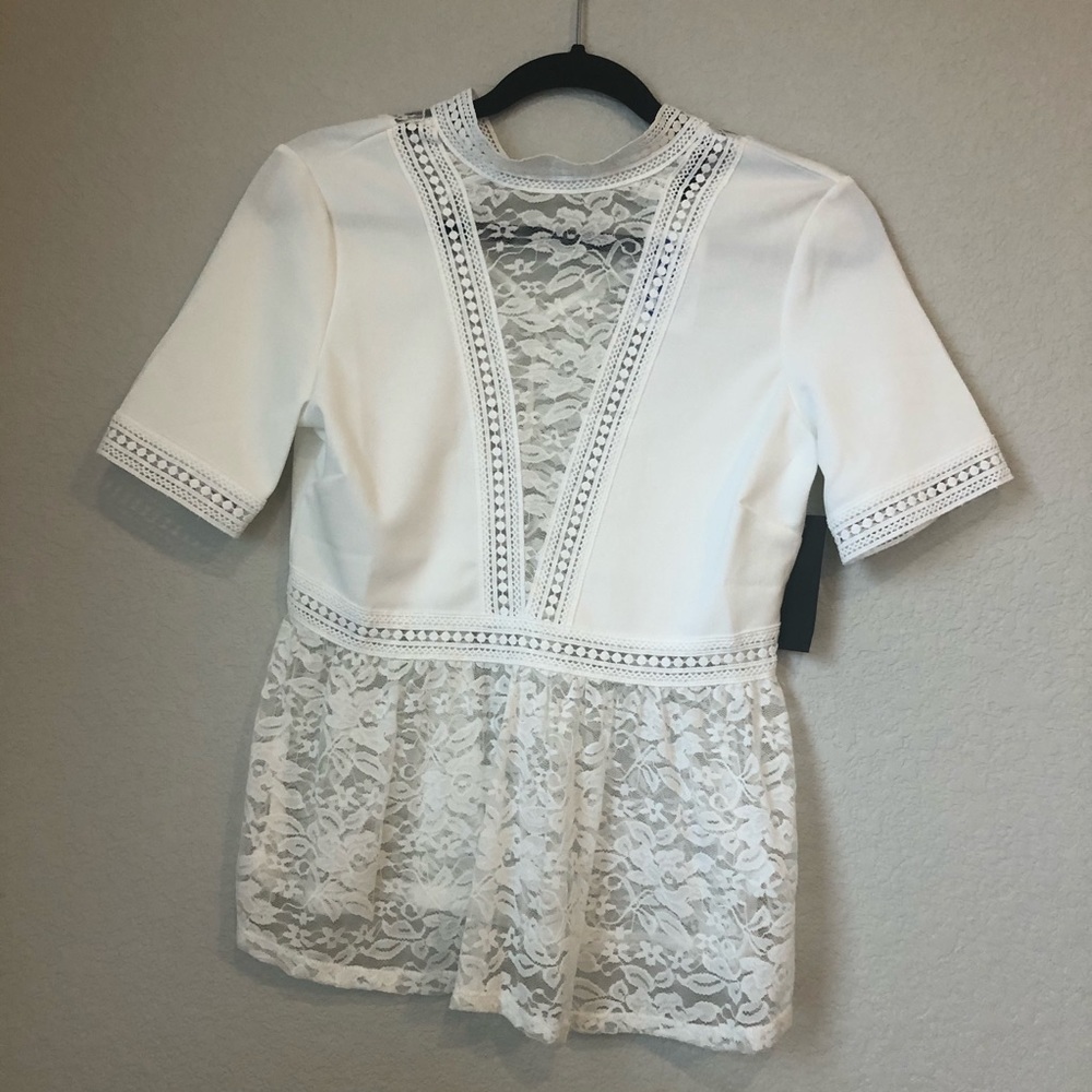 NWT Scobe white/ lace blouse